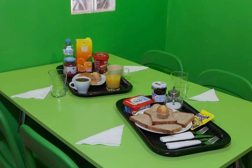 Mellow Barcelona Hostel